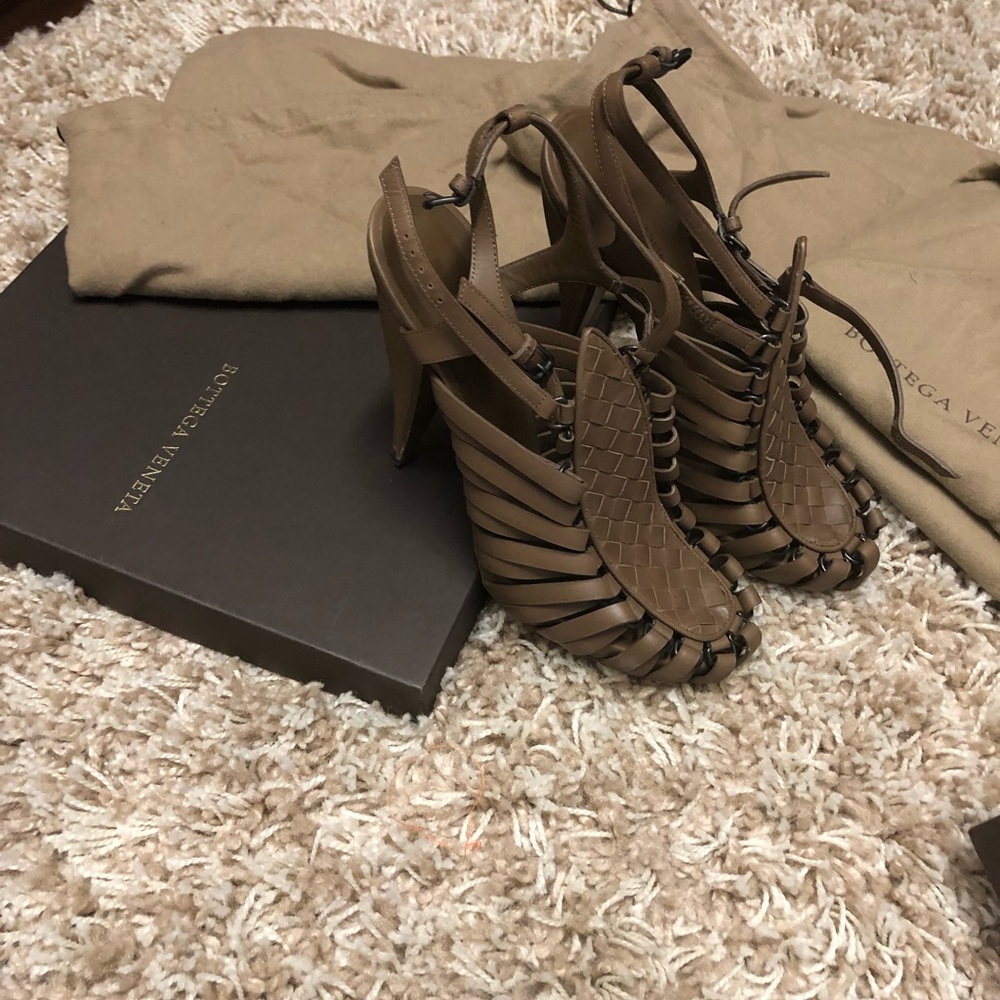 Bottega Venetia heels